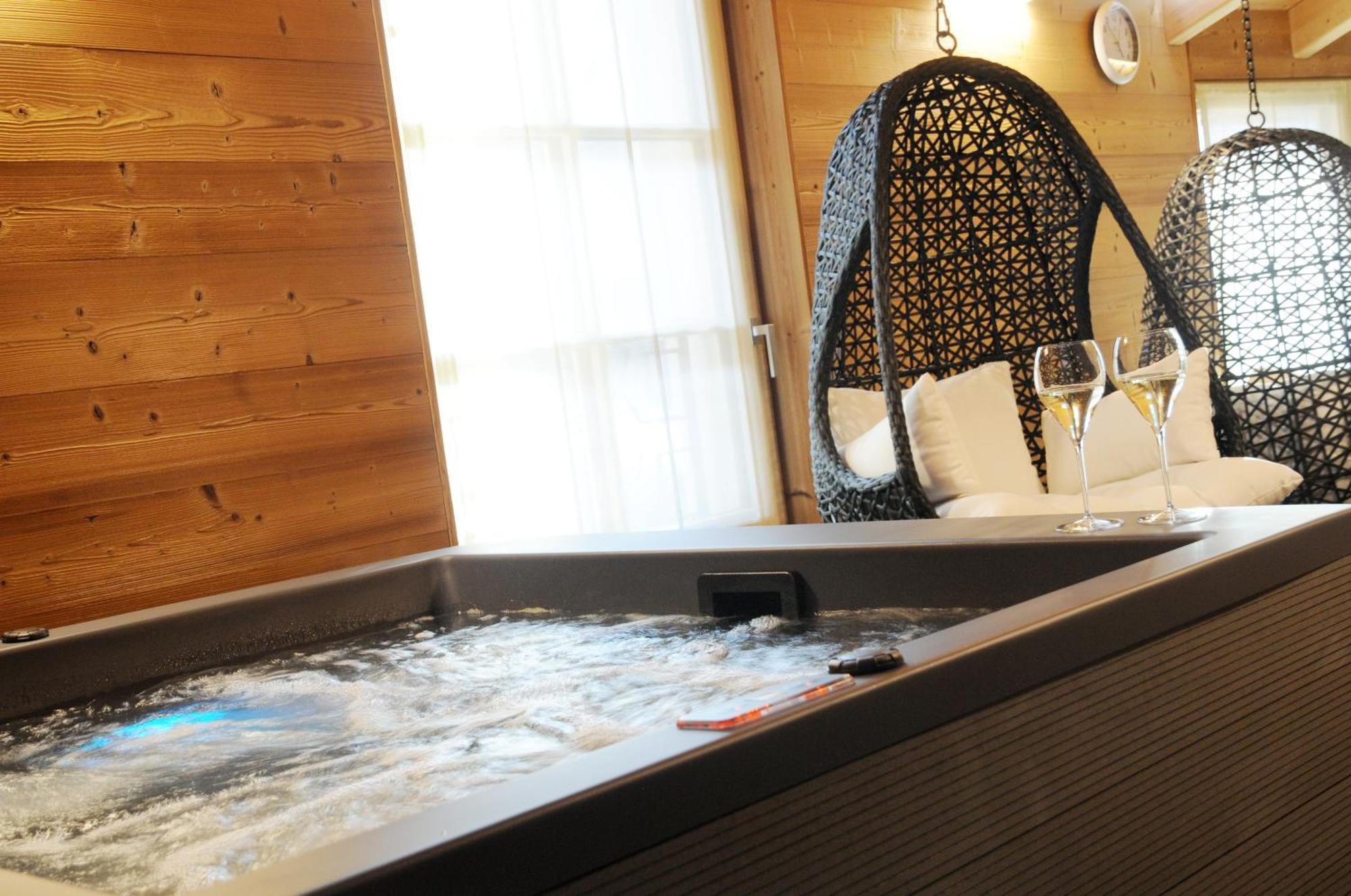 Hotel Touring & 3*