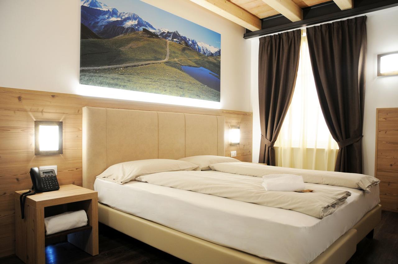 Hotel Touring &
